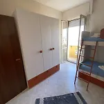 L'affaccio Sul Porto Di