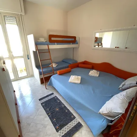 L'affaccio Sul Porto Di