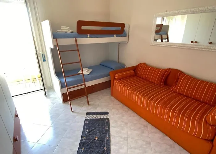 L'affaccio Sul Porto Di *