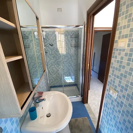 L'affaccio Sul Porto Di Apartman *