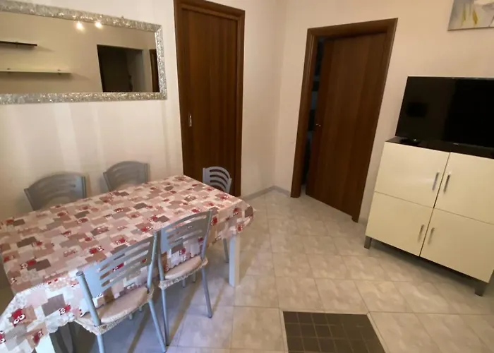 L'affaccio Sul Porto Di Apartman *