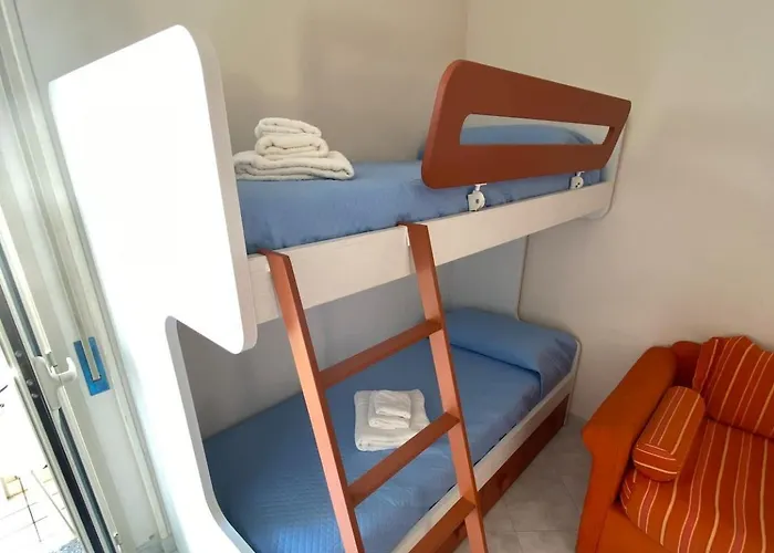 L'affaccio Sul Porto Di Vibo Valentia Marina